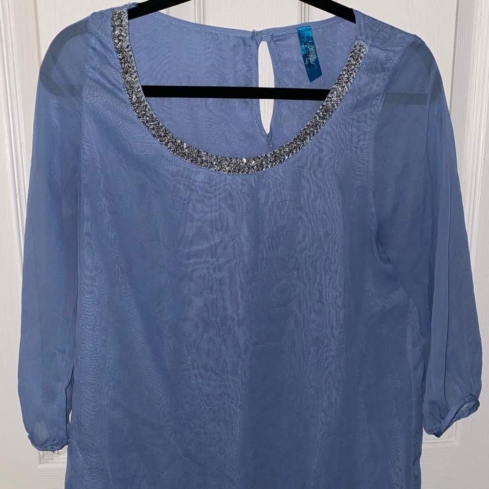 SOLD Satin dress shirt with detailed collar